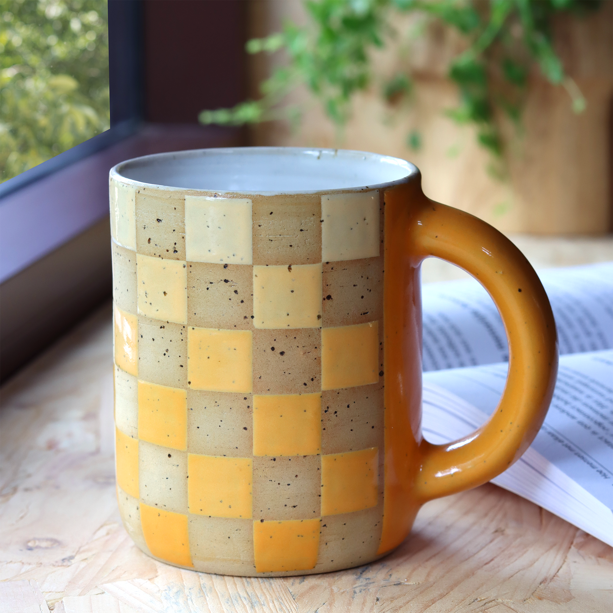 Mug Checkers Yellow